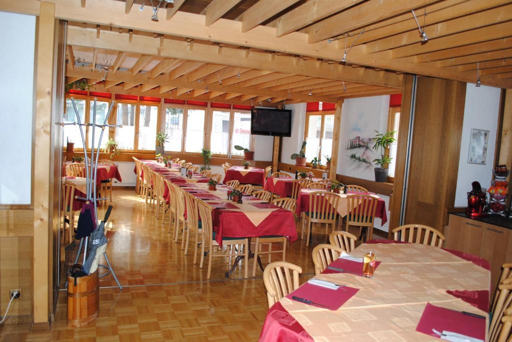 Post Hotel Vista Zweisimmen Zewnętrze zdjęcie